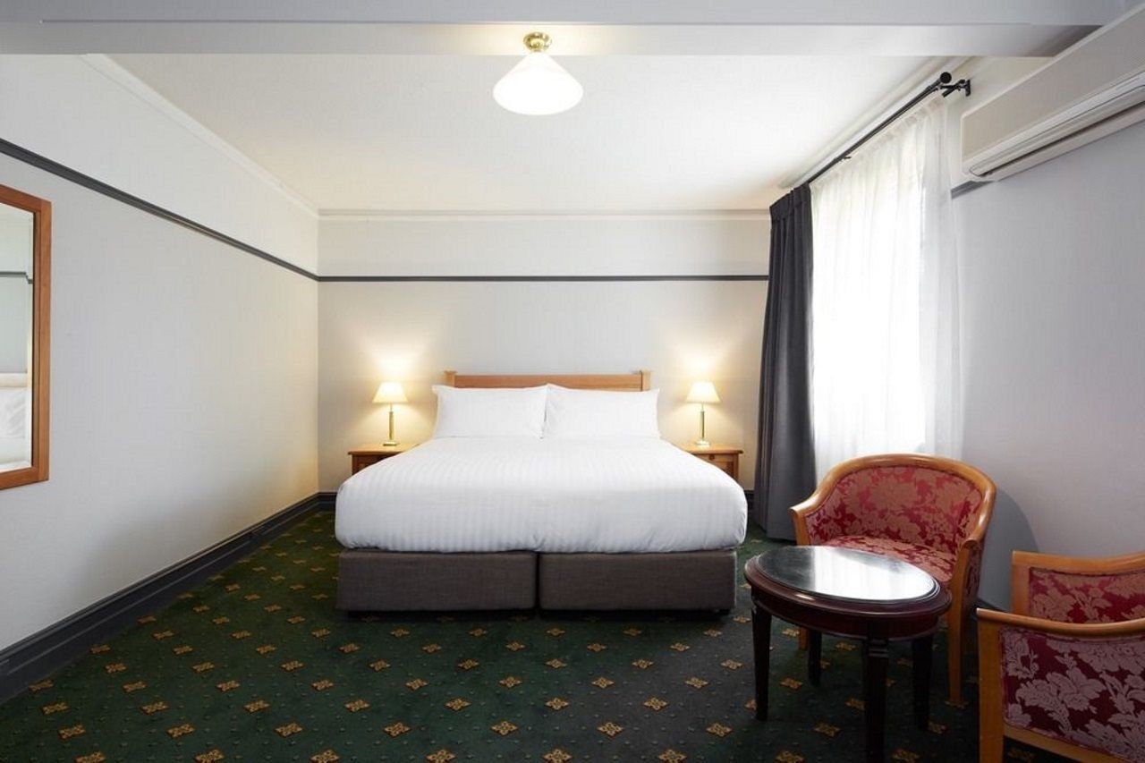 Brassey Hotel - Managed By Doma Hotels Camberra Exterior foto